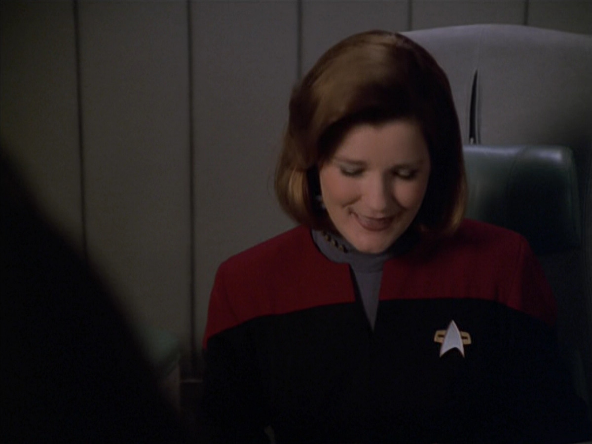 extant_StarTrek_VOY_5x20-ThinkTank_01942.jpg