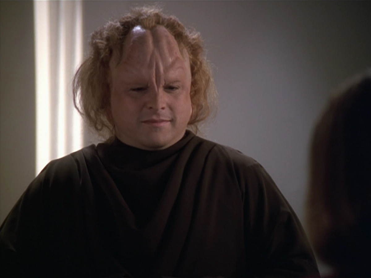 extant_StarTrek_VOY_5x20-ThinkTank_01947.jpg