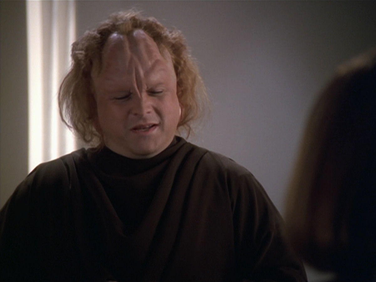 extant_StarTrek_VOY_5x20-ThinkTank_01959.jpg