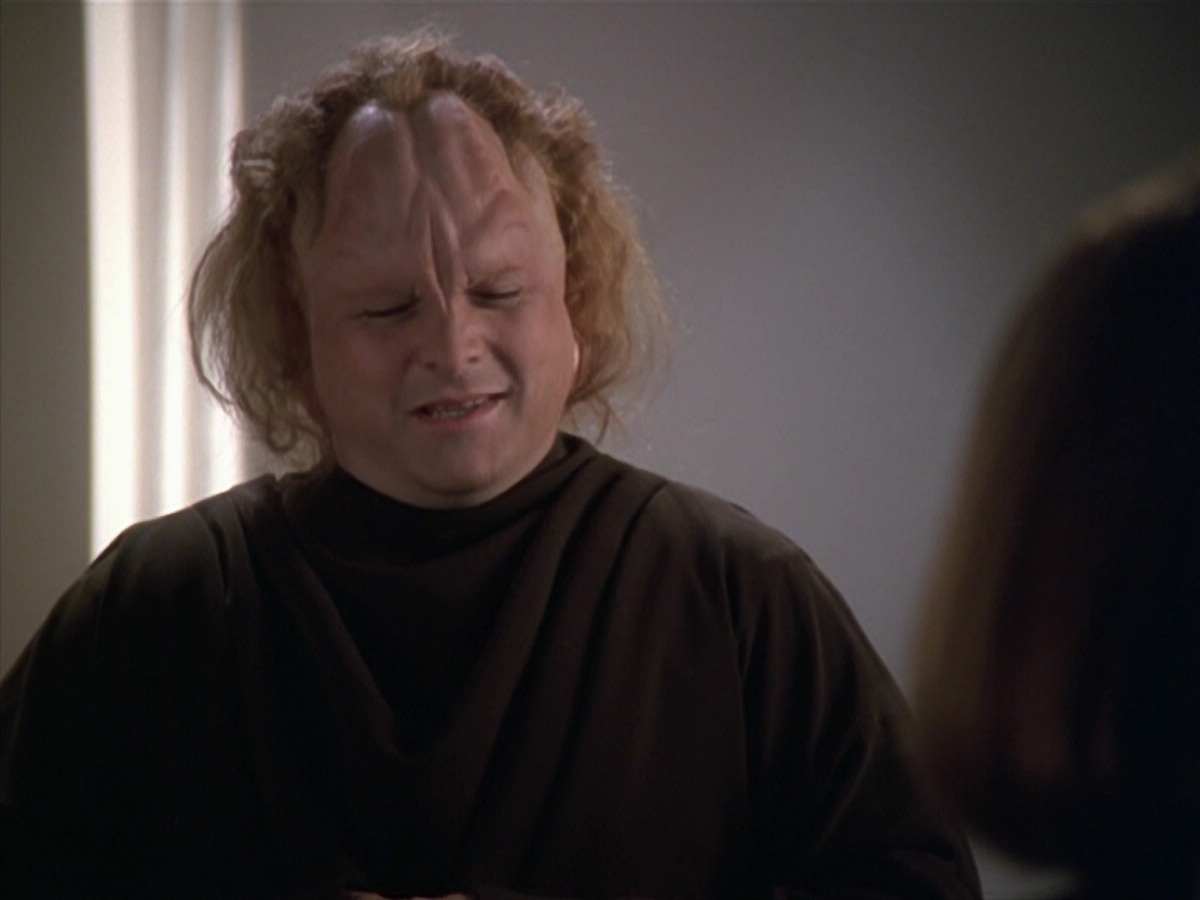 extant_StarTrek_VOY_5x20-ThinkTank_01960.jpg