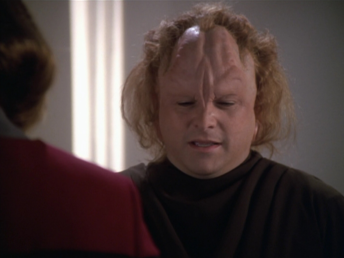 extant_StarTrek_VOY_5x20-ThinkTank_01986.jpg
