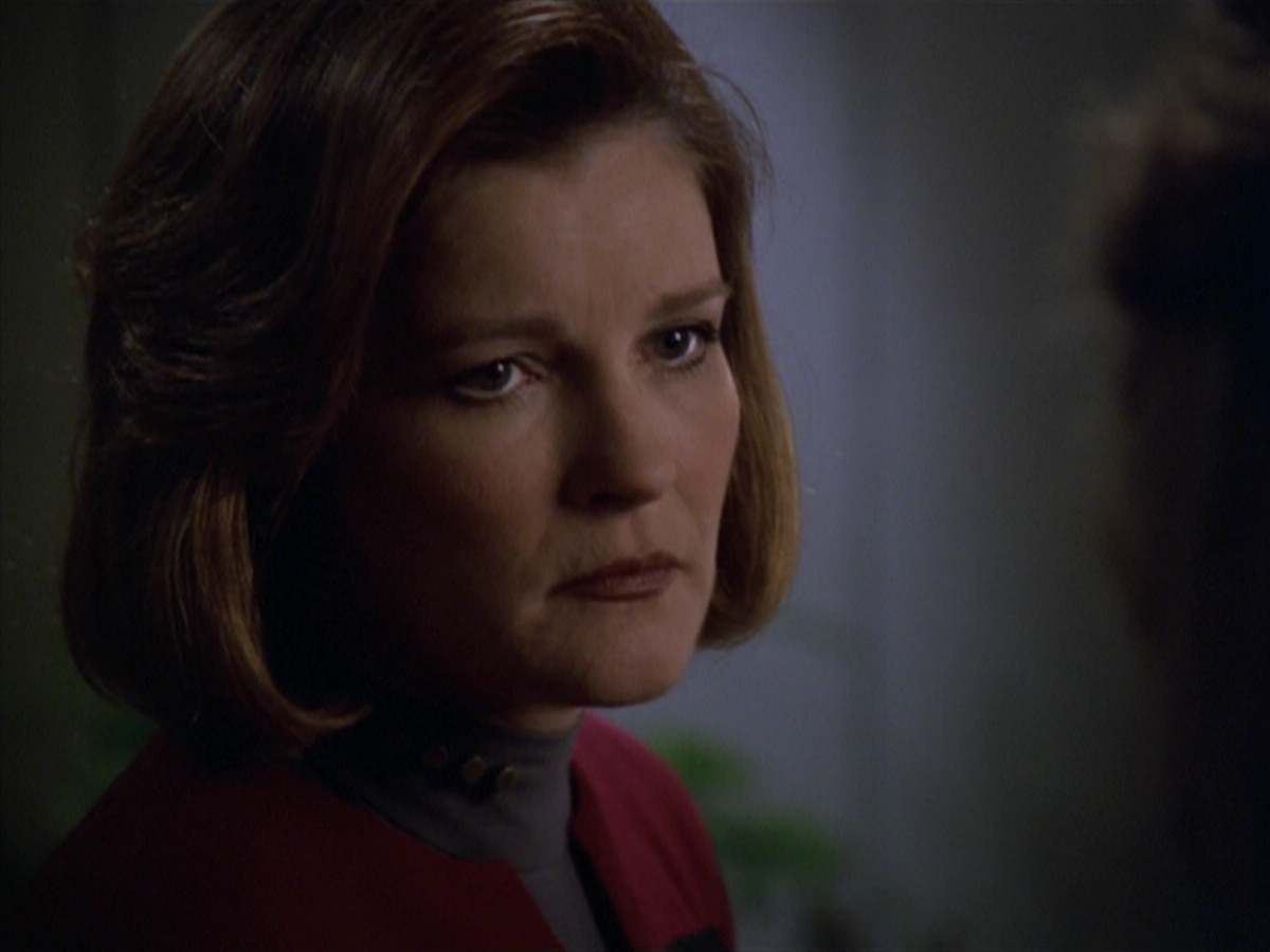 extant_StarTrek_VOY_5x20-ThinkTank_01995.jpg