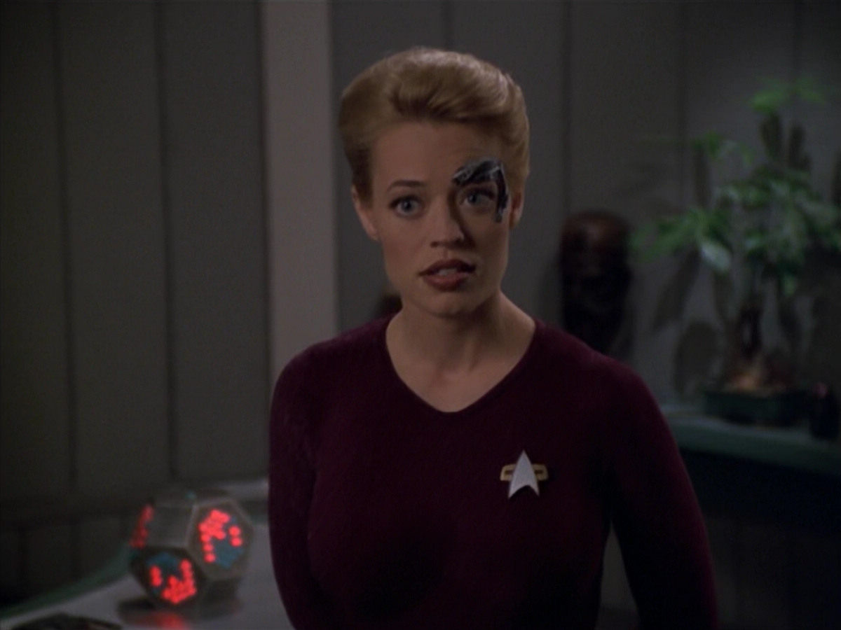 extant_StarTrek_VOY_5x20-ThinkTank_02020.jpg