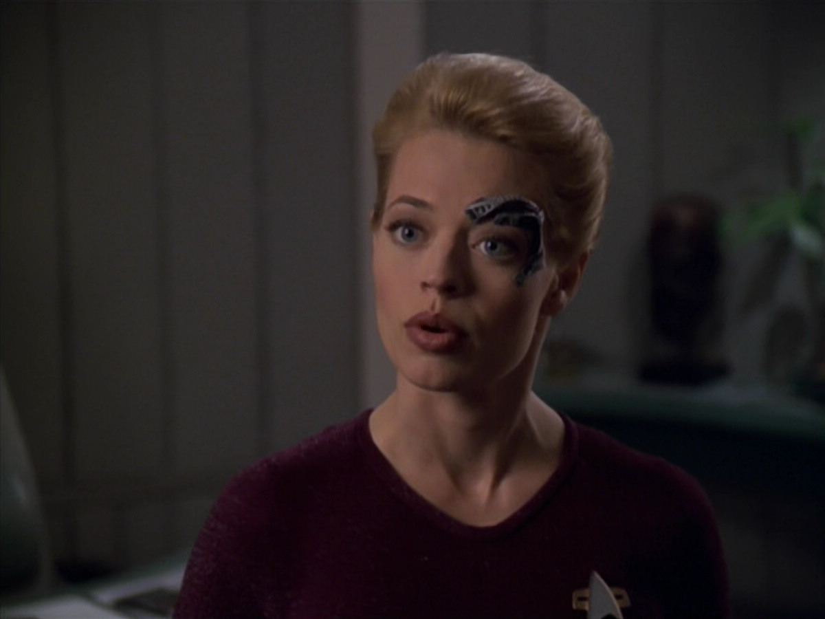 extant_StarTrek_VOY_5x20-ThinkTank_02023.jpg