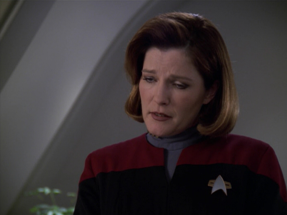 extant_StarTrek_VOY_5x20-ThinkTank_02111.jpg