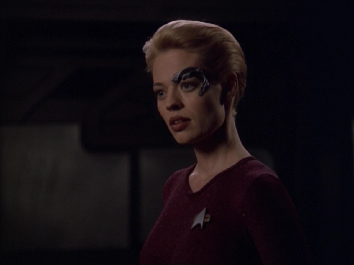 extant_StarTrek_VOY_5x20-ThinkTank_02190.jpg