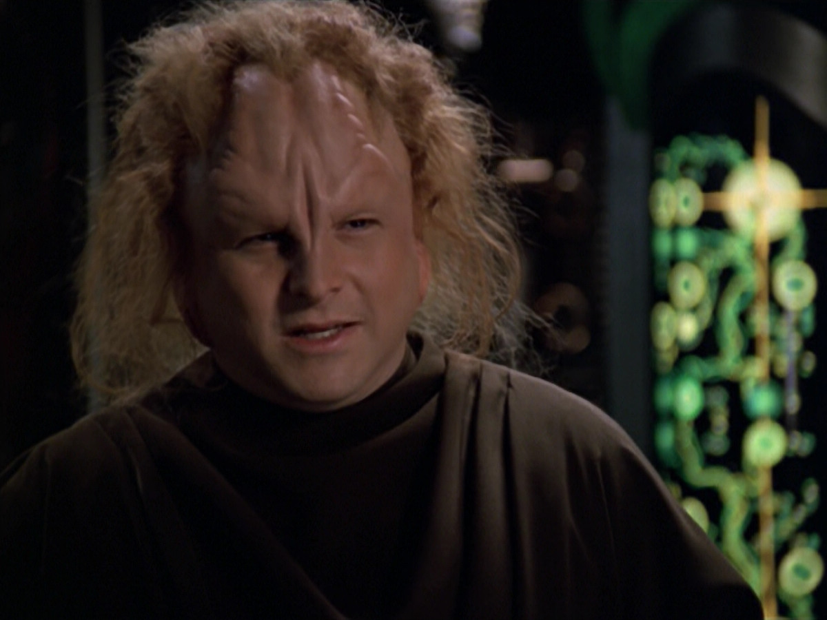 extant_StarTrek_VOY_5x20-ThinkTank_02199.jpg