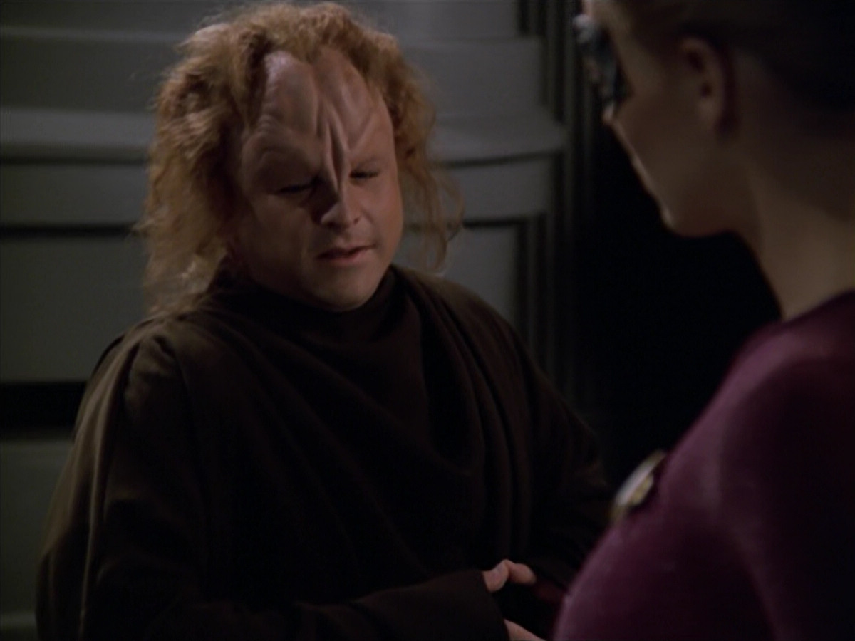 extant_StarTrek_VOY_5x20-ThinkTank_02216.jpg