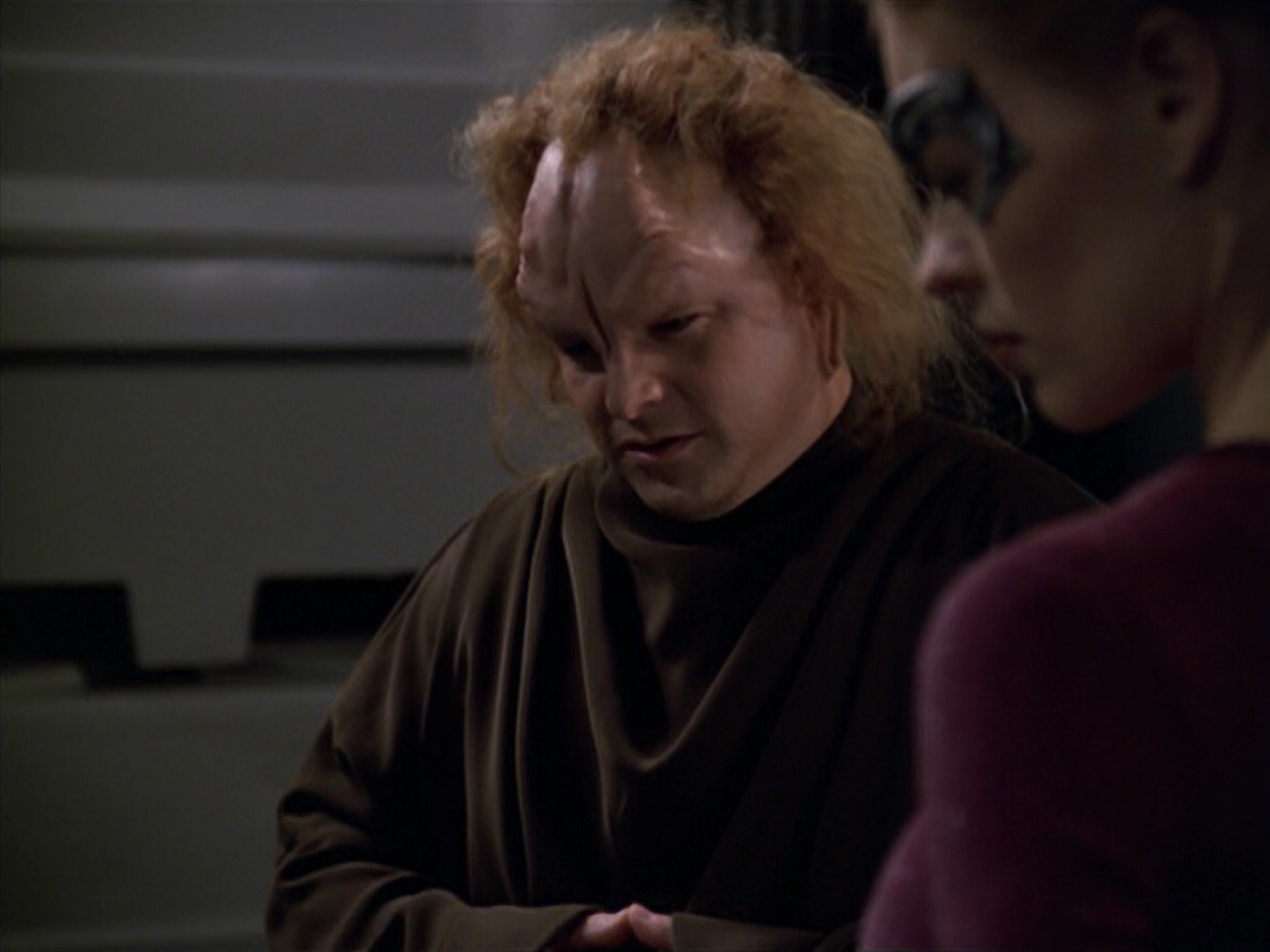 extant_StarTrek_VOY_5x20-ThinkTank_02223.jpg