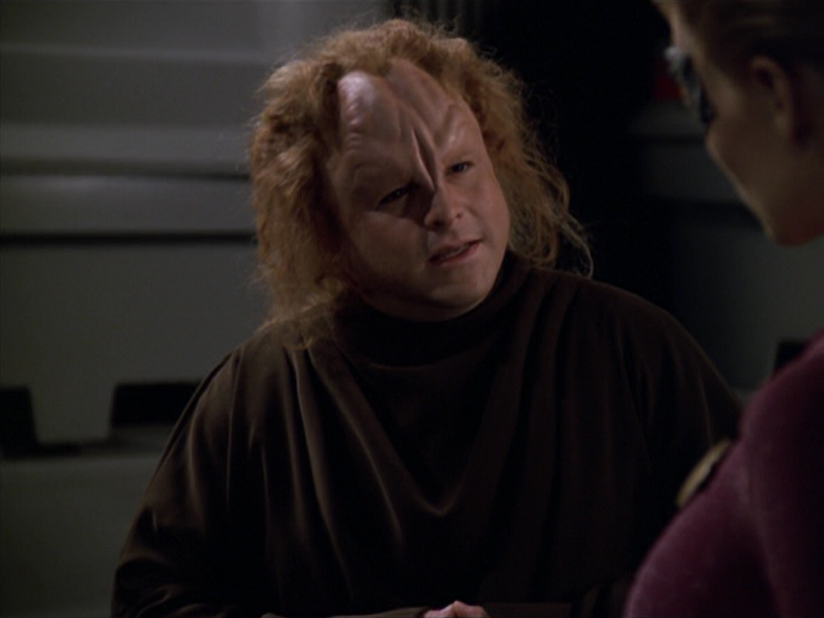 extant_StarTrek_VOY_5x20-ThinkTank_02250.jpg