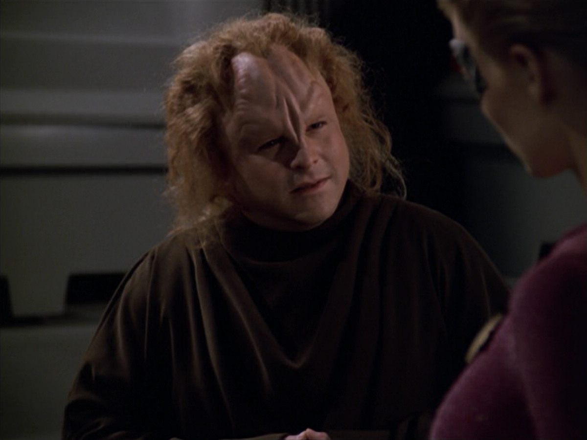 extant_StarTrek_VOY_5x20-ThinkTank_02256.jpg