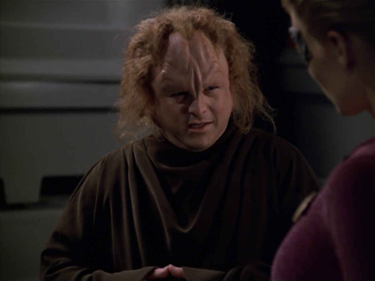 extant_StarTrek_VOY_5x20-ThinkTank_02260.jpg