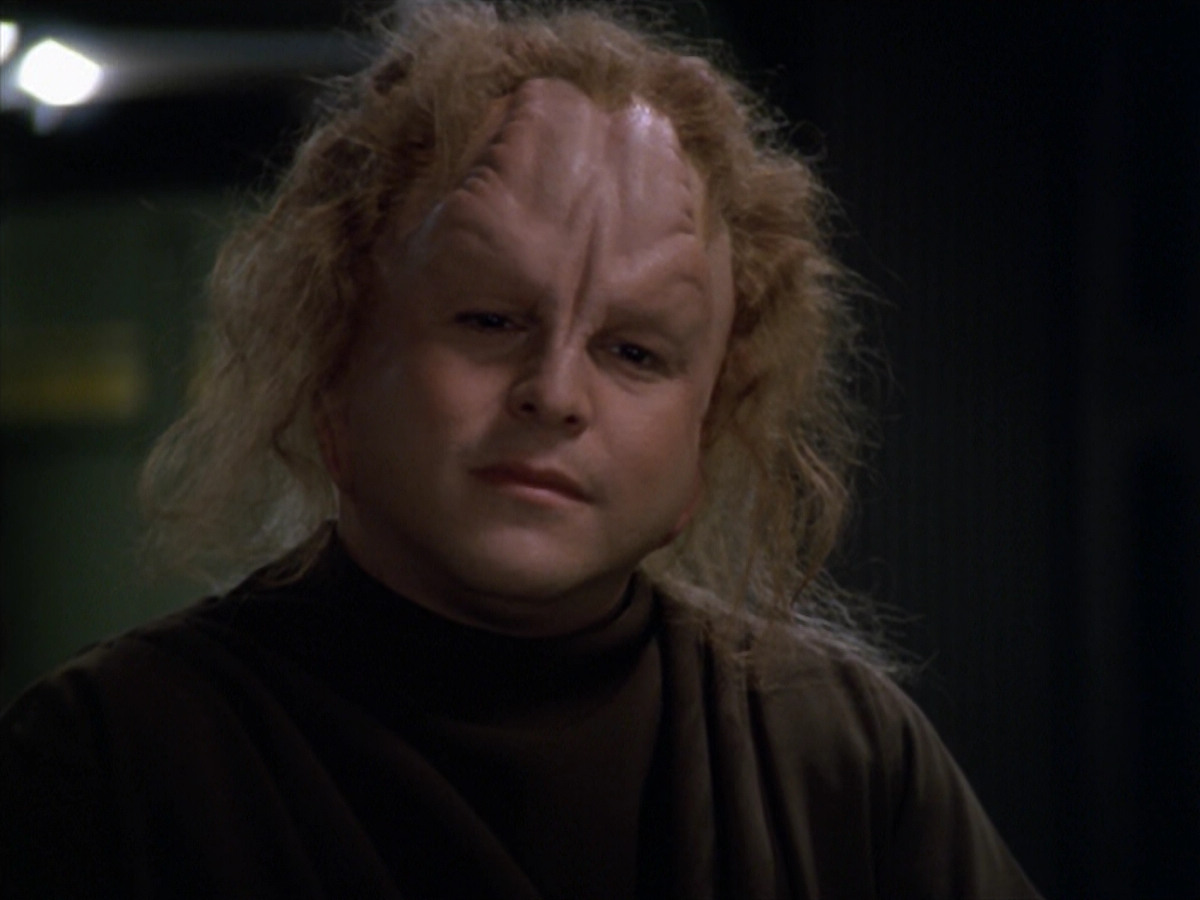 extant_StarTrek_VOY_5x20-ThinkTank_02333.jpg