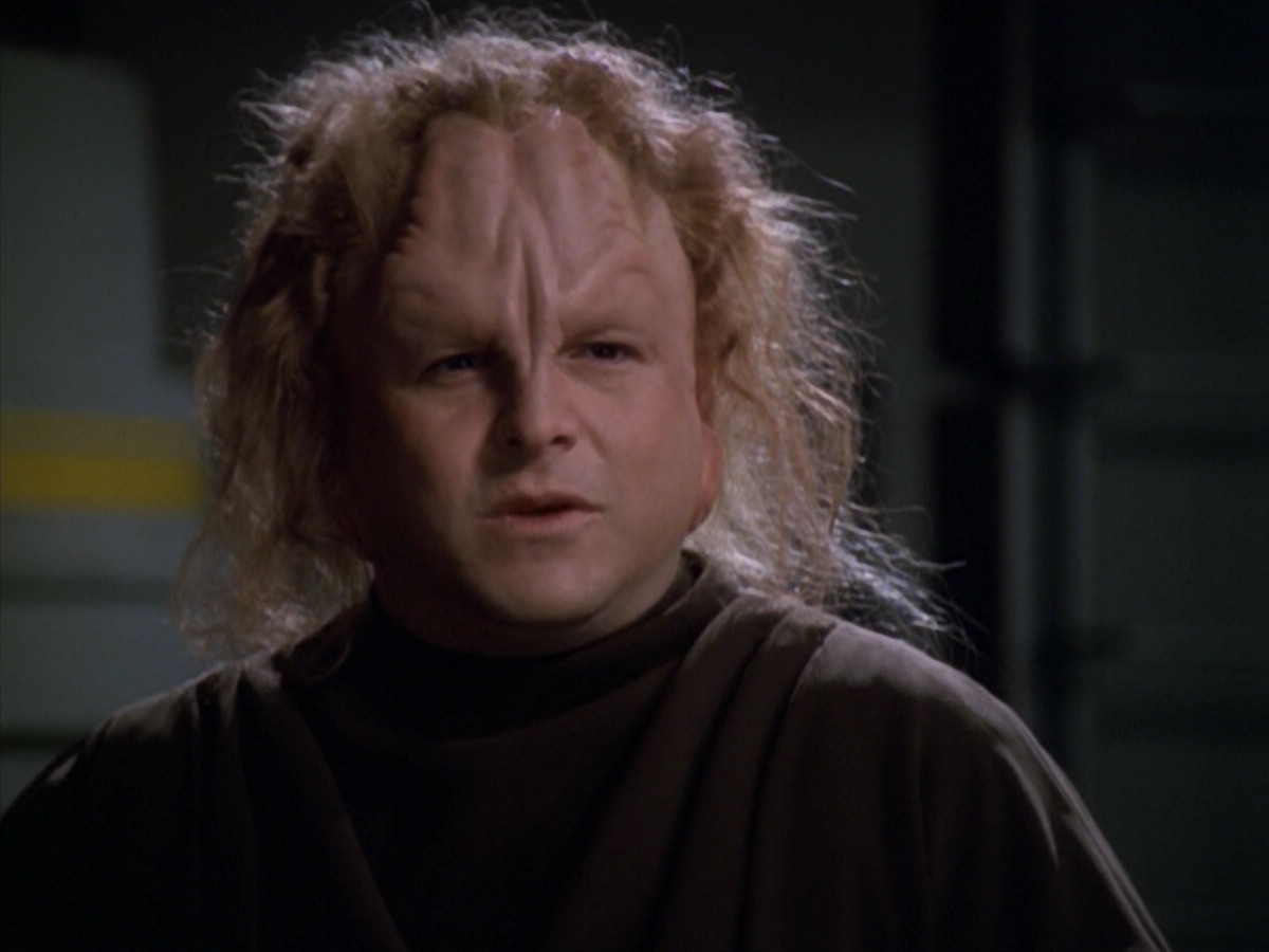 extant_StarTrek_VOY_5x20-ThinkTank_02396.jpg
