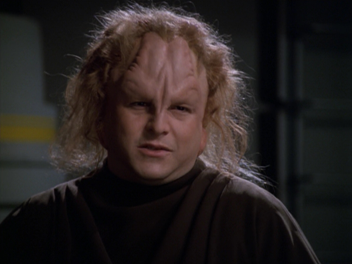 extant_StarTrek_VOY_5x20-ThinkTank_02398.jpg