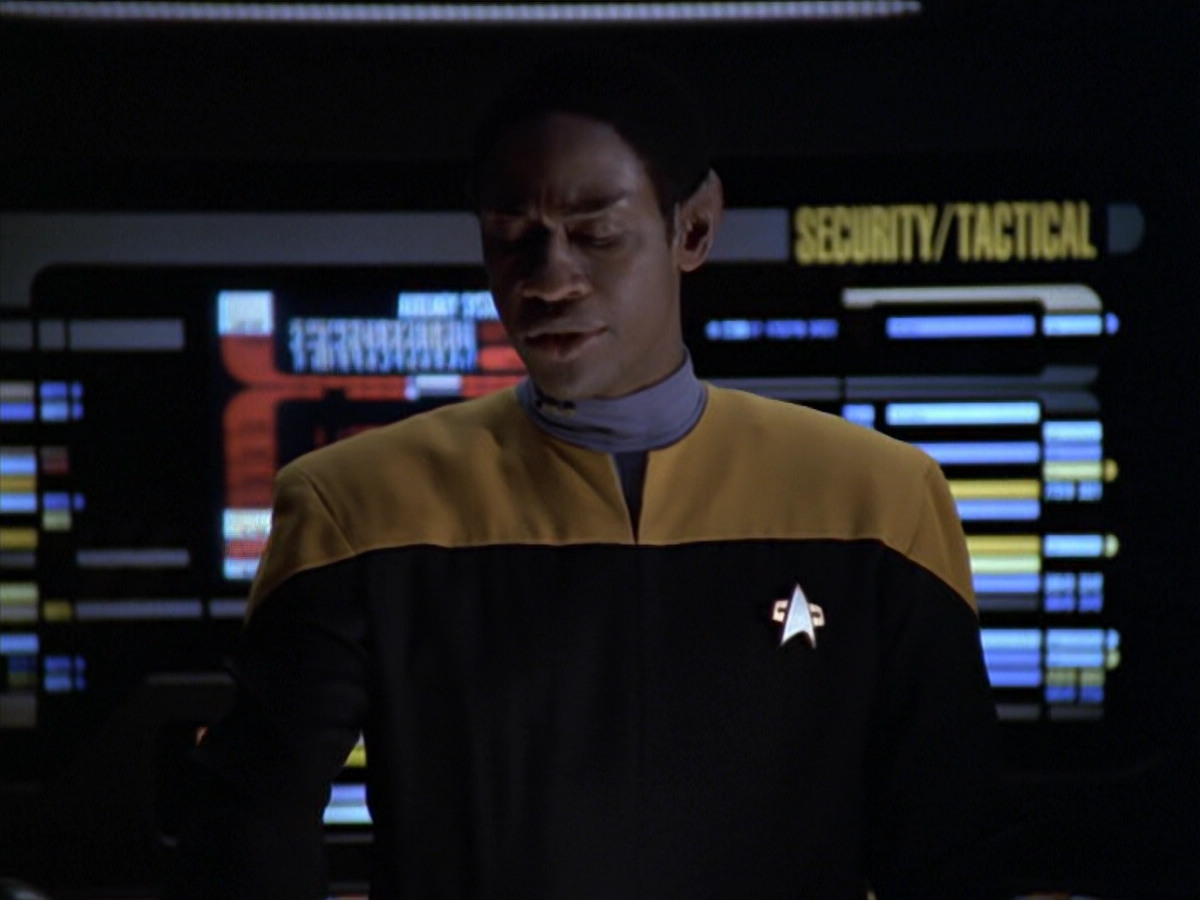 extant_StarTrek_VOY_5x20-ThinkTank_02454.jpg