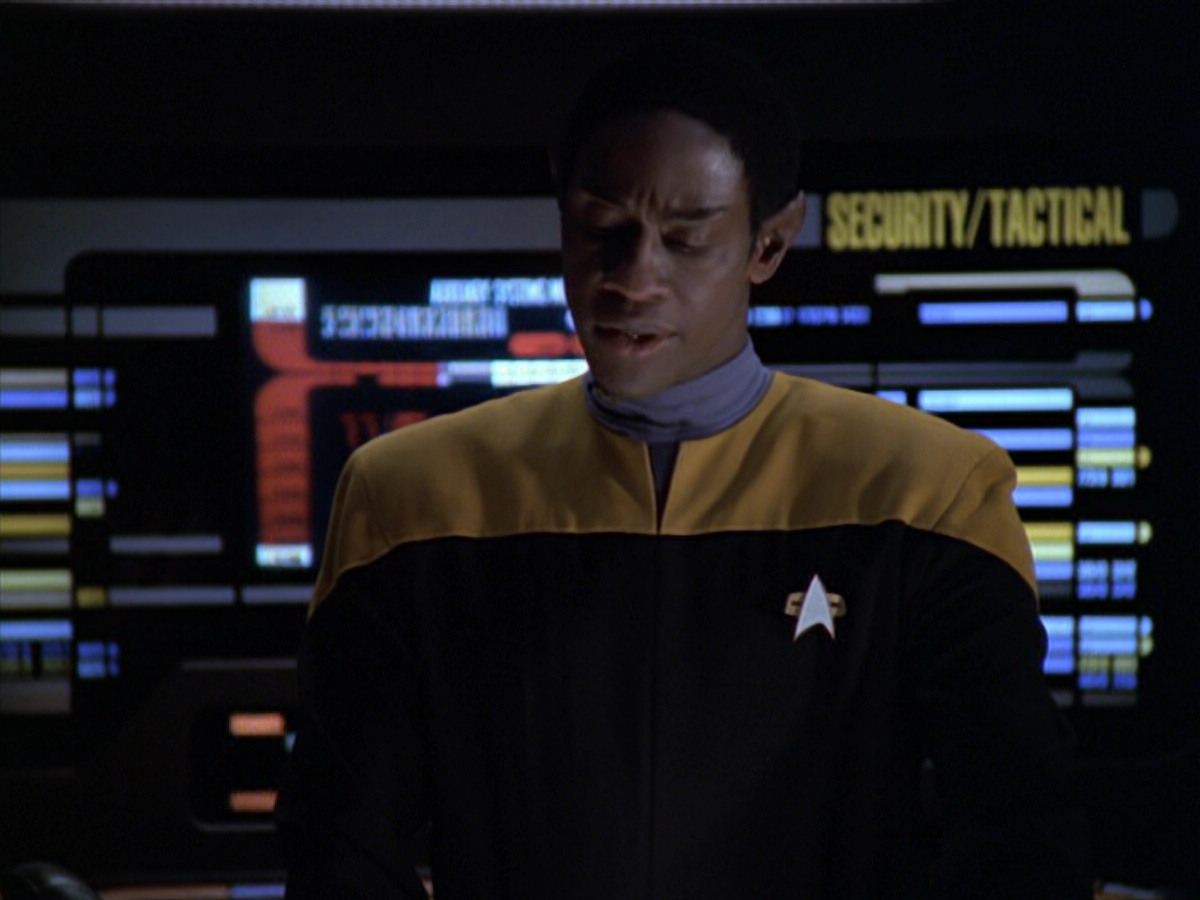 extant_StarTrek_VOY_5x20-ThinkTank_02466.jpg