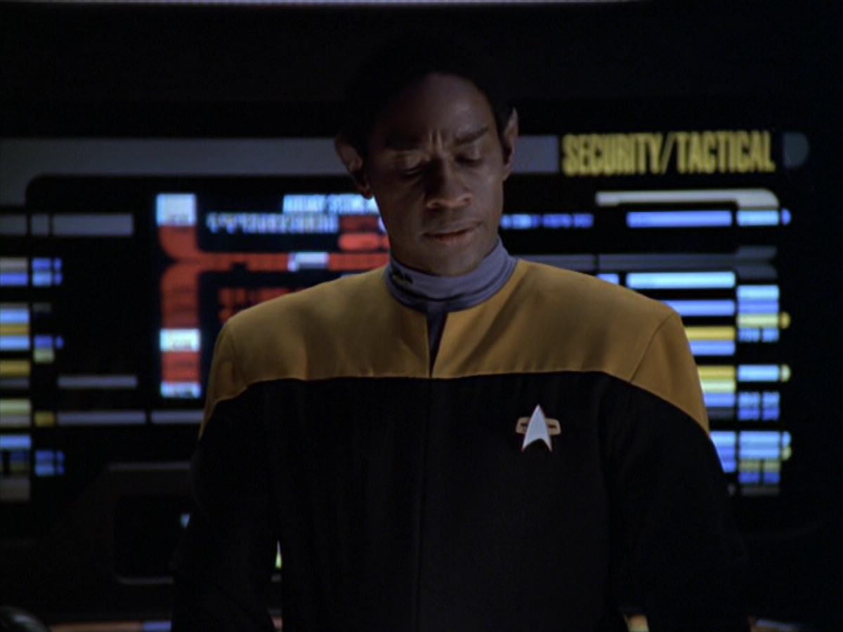 extant_StarTrek_VOY_5x20-ThinkTank_02507.jpg