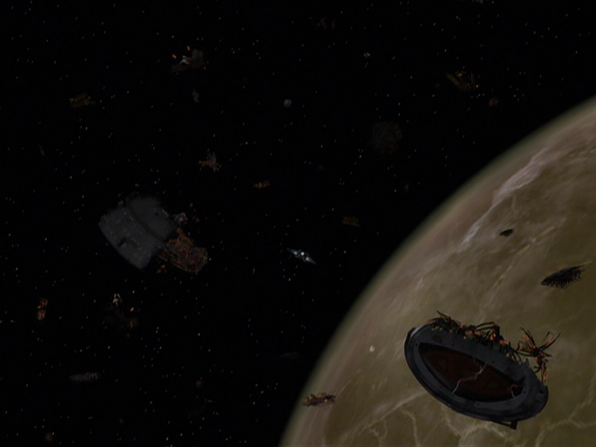 extant_StarTrek_VOY_5x20-ThinkTank_02658.jpg