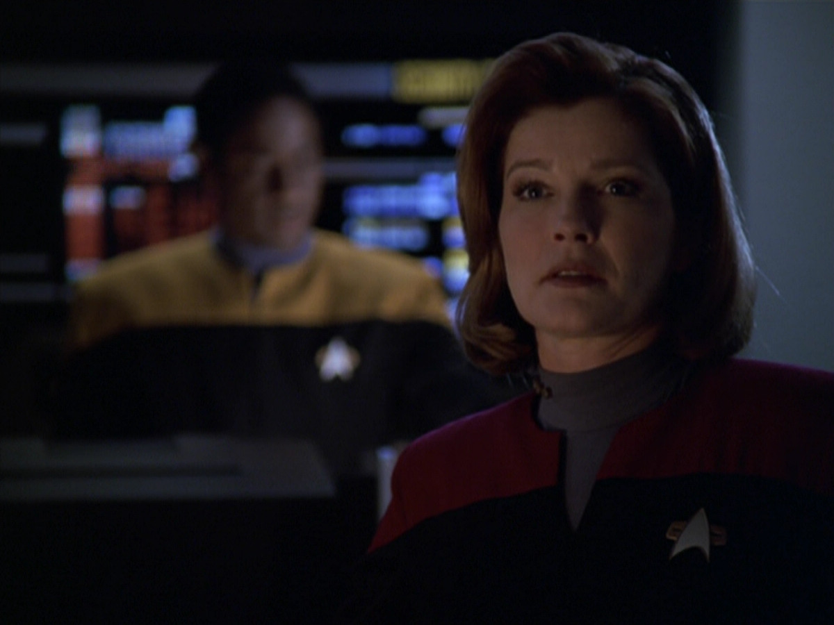 extant_StarTrek_VOY_5x20-ThinkTank_02696.jpg