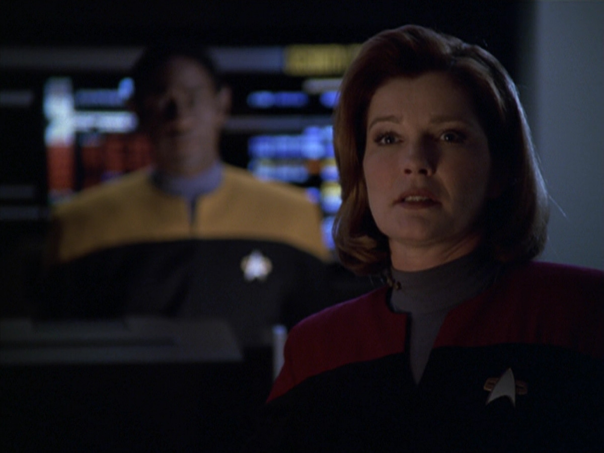 extant_StarTrek_VOY_5x20-ThinkTank_02699.jpg