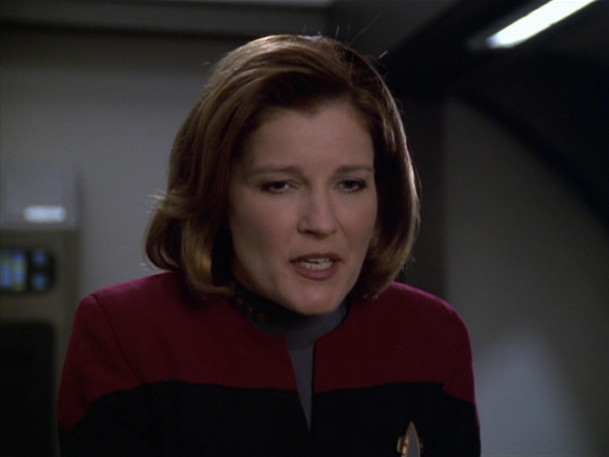 extant_StarTrek_VOY_5x20-ThinkTank_03022.jpg