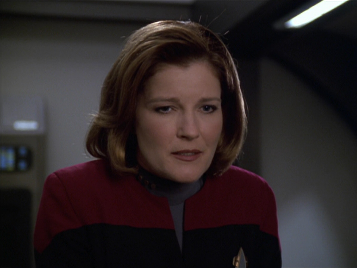 extant_StarTrek_VOY_5x20-ThinkTank_03023.jpg