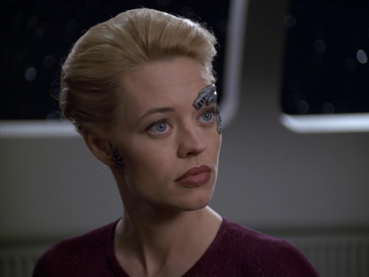 extant_StarTrek_VOY_5x20-ThinkTank_03202.jpg