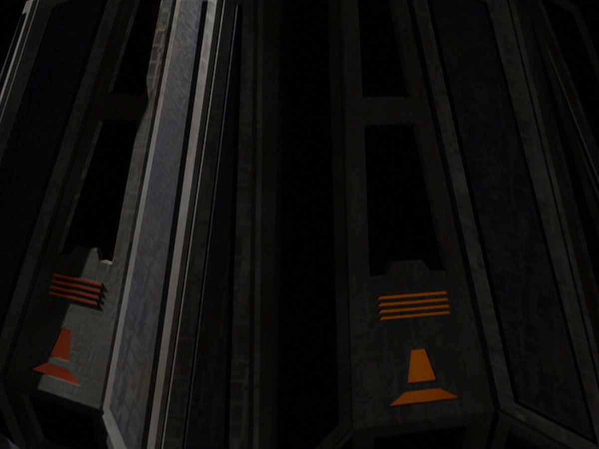 extant_StarTrek_VOY_5x20-ThinkTank_03224.jpg