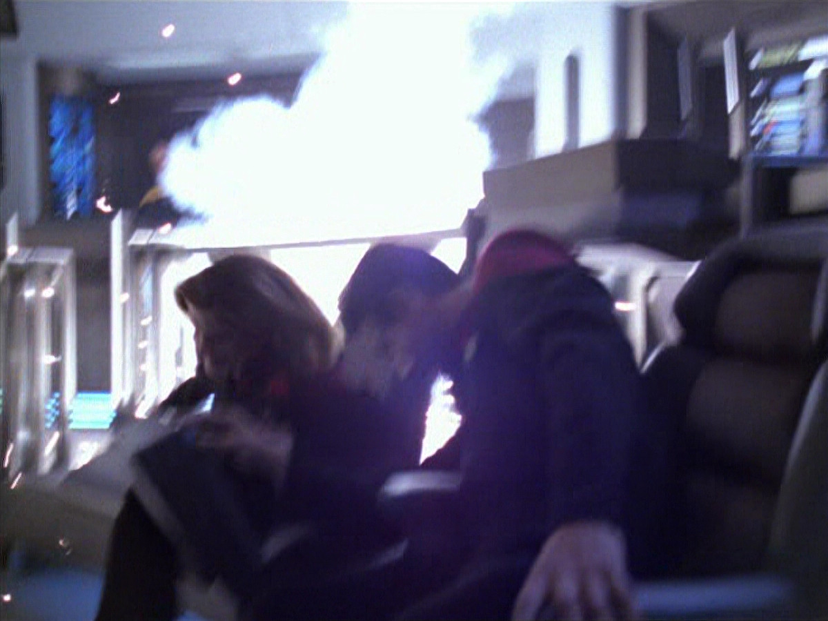 extant_StarTrek_VOY_5x20-ThinkTank_03315.jpg