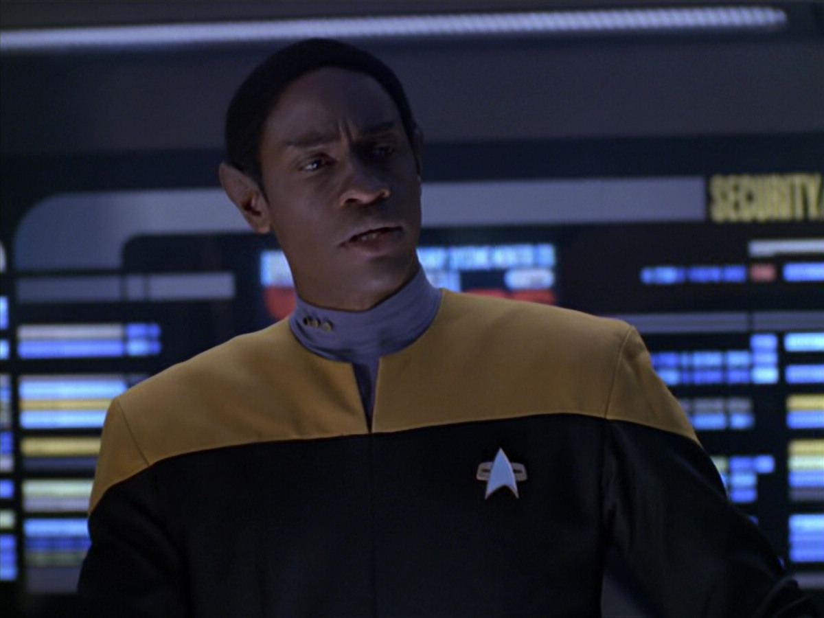 extant_StarTrek_VOY_5x20-ThinkTank_03361.jpg