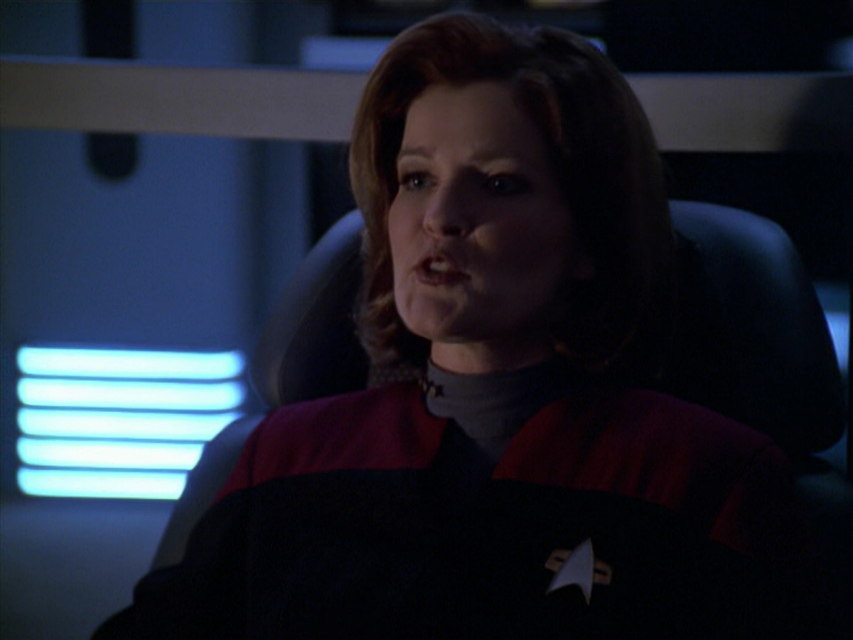 extant_StarTrek_VOY_5x20-ThinkTank_03363.jpg