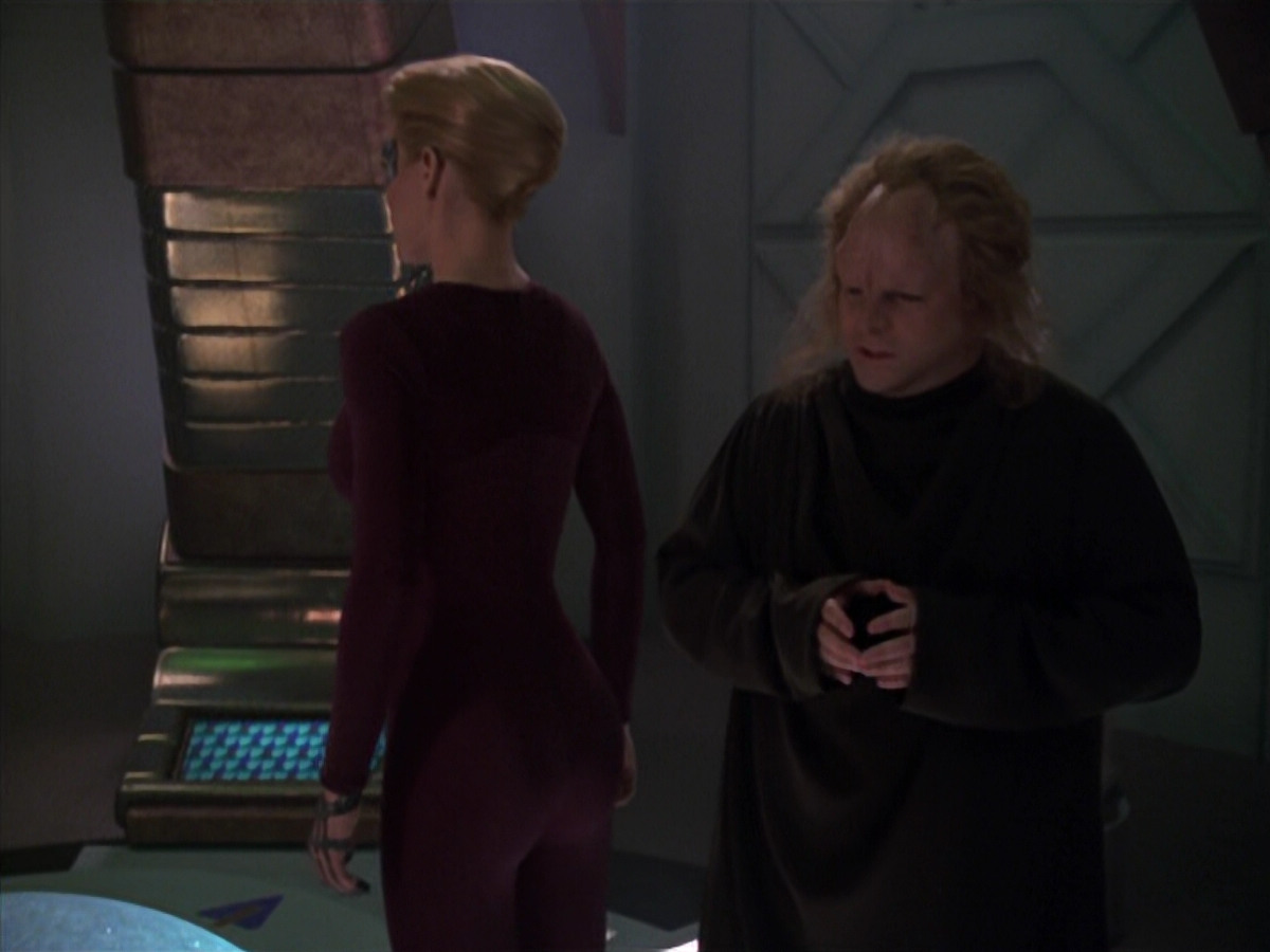 extant_StarTrek_VOY_5x20-ThinkTank_03526.jpg