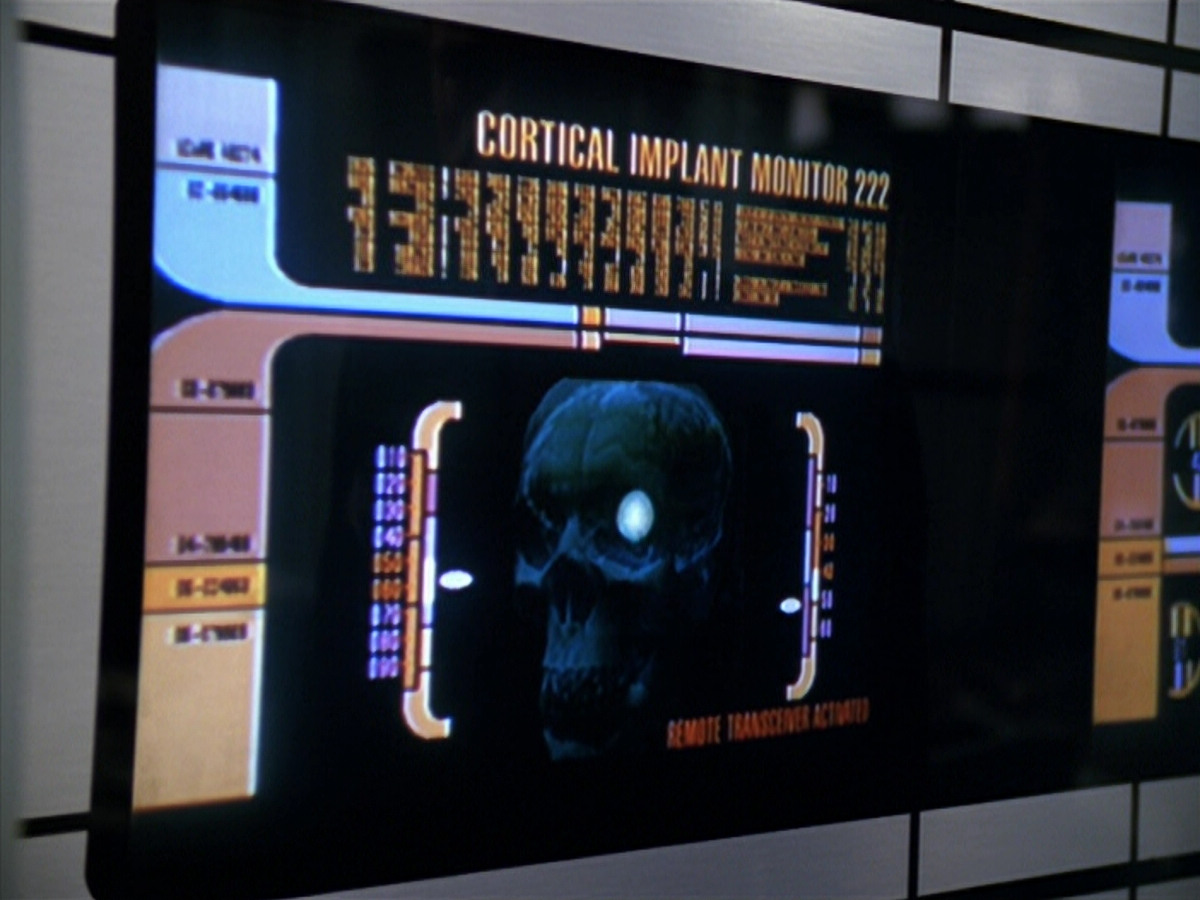 extant_StarTrek_VOY_5x20-ThinkTank_03612.jpg