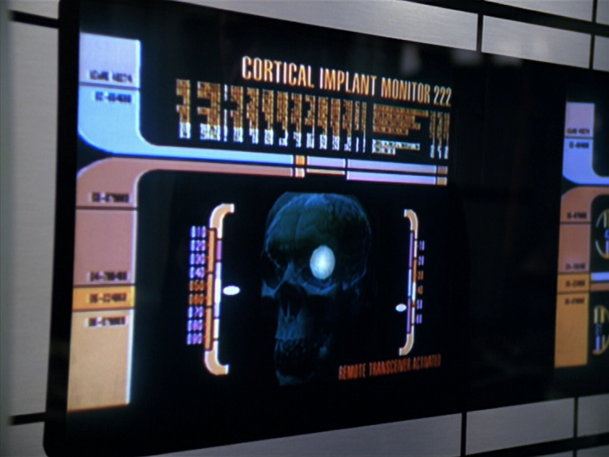 extant_StarTrek_VOY_5x20-ThinkTank_03613.jpg
