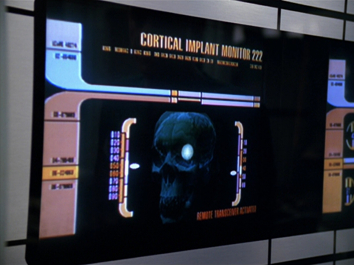 extant_StarTrek_VOY_5x20-ThinkTank_03614.jpg