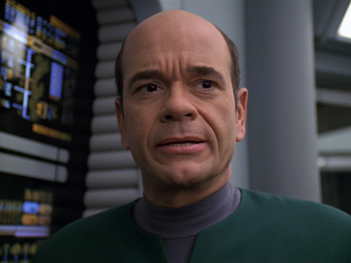 extant_StarTrek_VOY_5x20-ThinkTank_03619.jpg