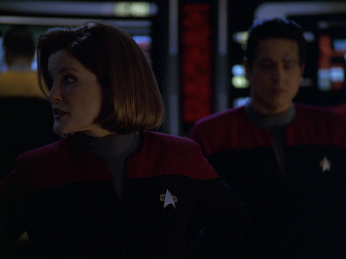 extant_StarTrek_VOY_5x20-ThinkTank_03622.jpg