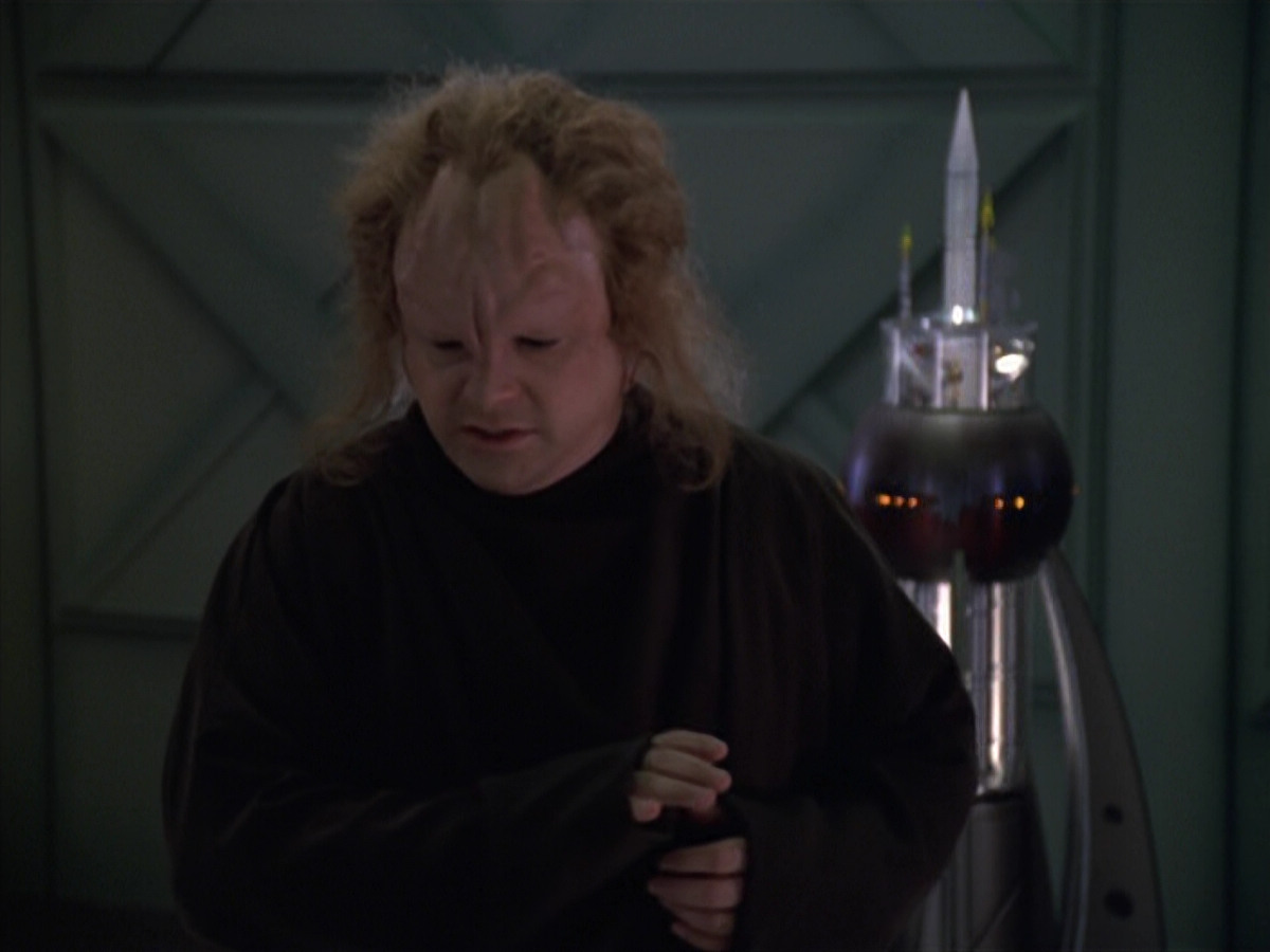 extant_StarTrek_VOY_5x20-ThinkTank_03649.jpg