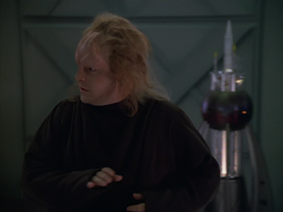 extant_StarTrek_VOY_5x20-ThinkTank_03658.jpg