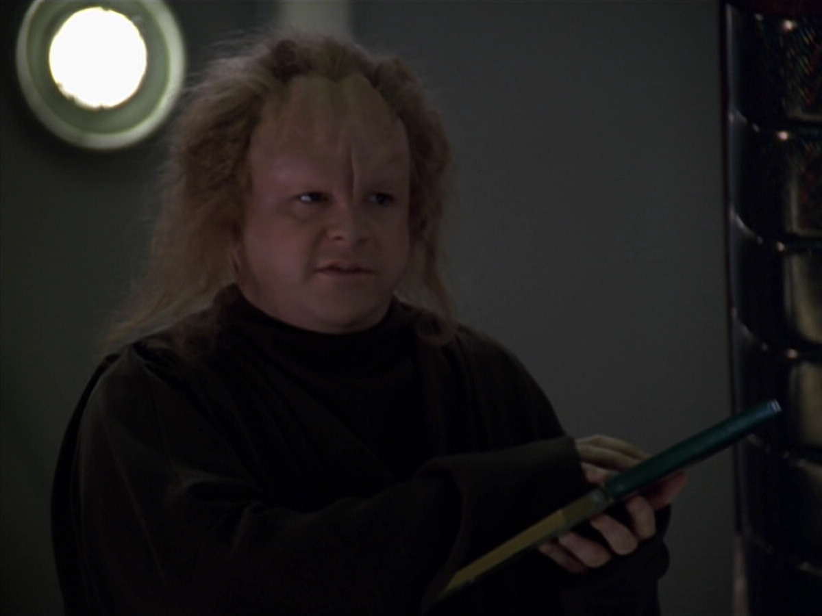 extant_StarTrek_VOY_5x20-ThinkTank_03702.jpg