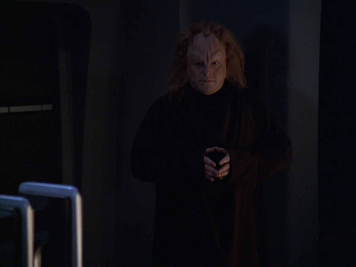 extant_StarTrek_VOY_5x20-ThinkTank_03729.jpg