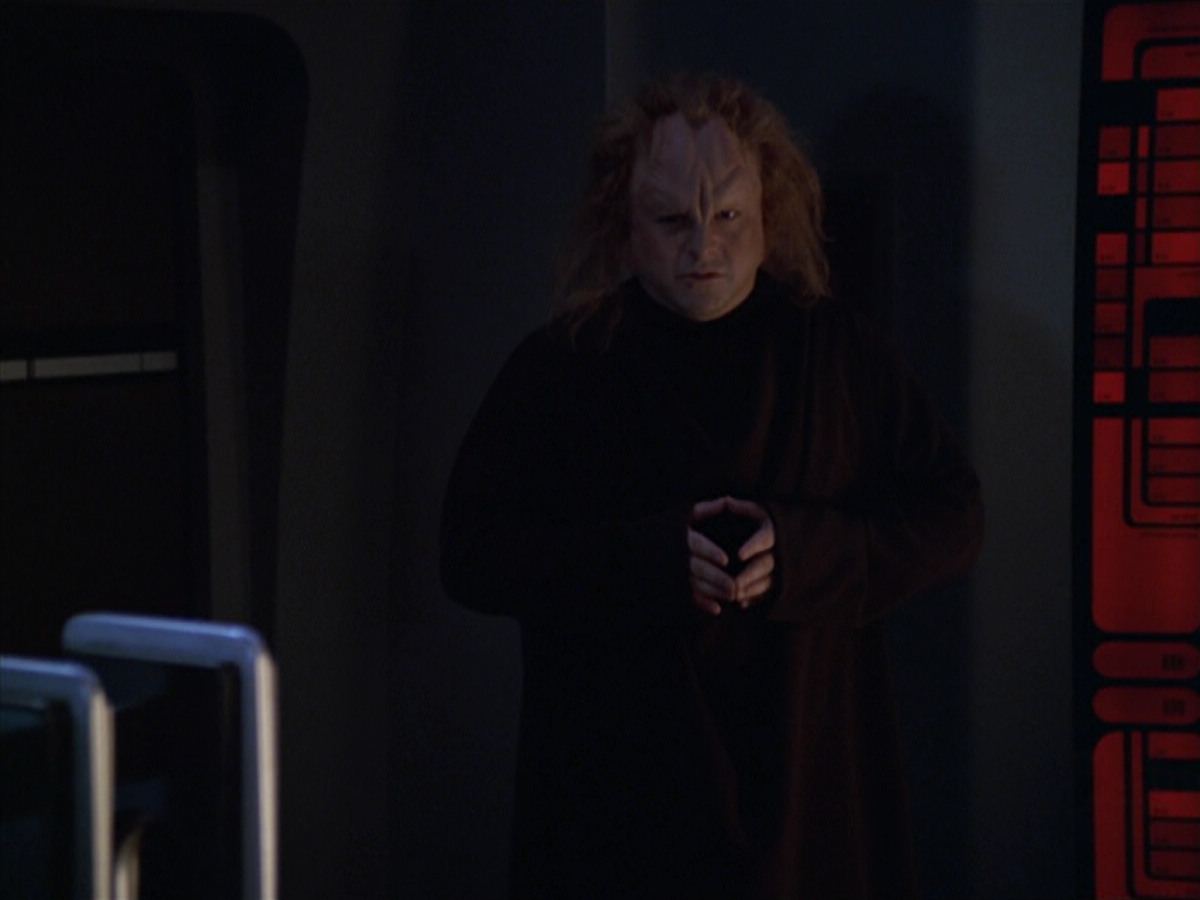 extant_StarTrek_VOY_5x20-ThinkTank_03731.jpg