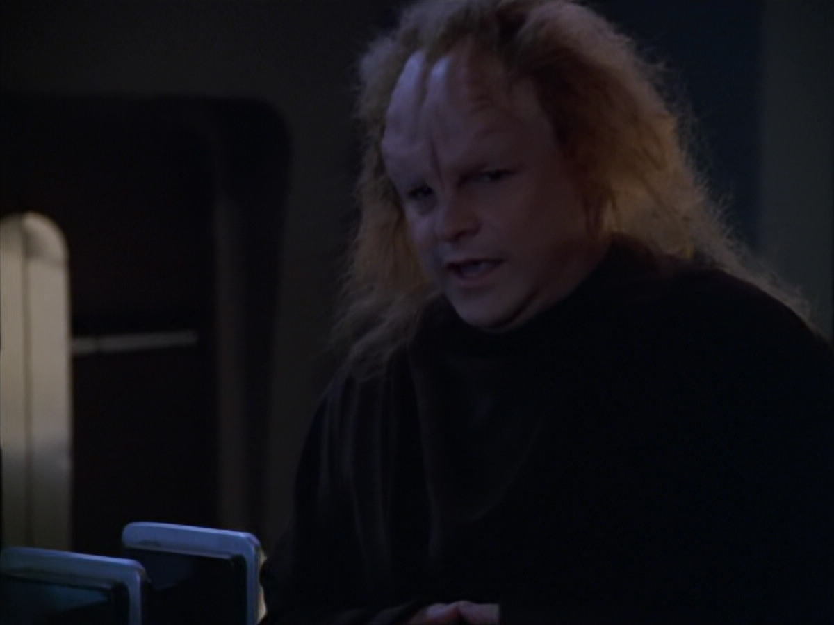 extant_StarTrek_VOY_5x20-ThinkTank_03738.jpg