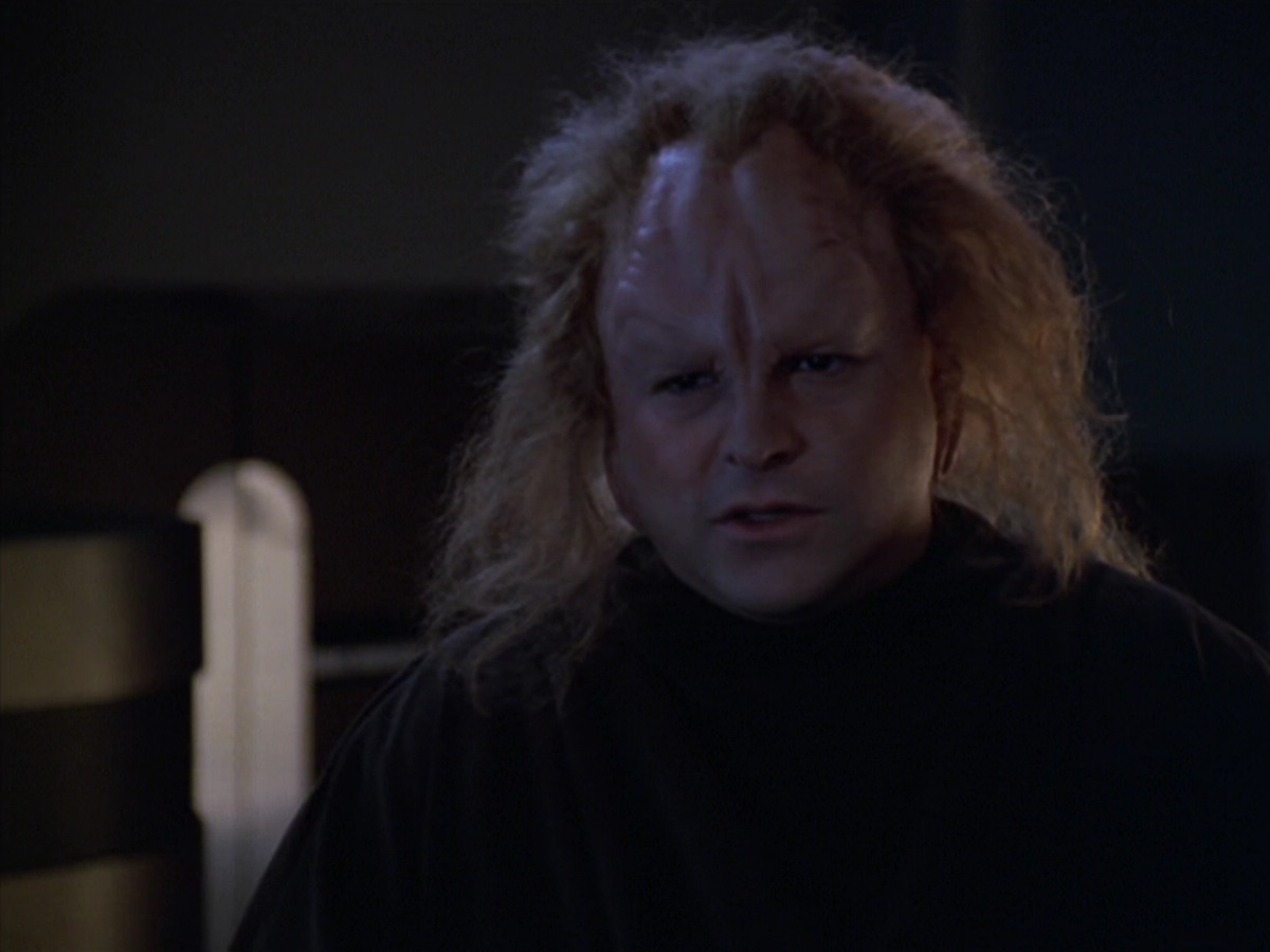 extant_StarTrek_VOY_5x20-ThinkTank_03742.jpg