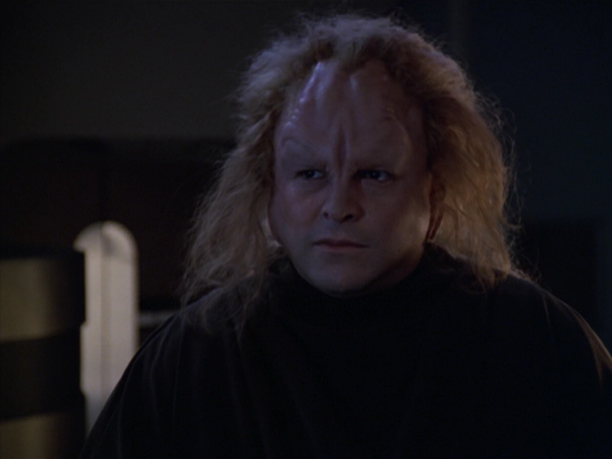 extant_StarTrek_VOY_5x20-ThinkTank_03751.jpg