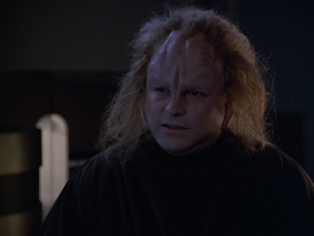 extant_StarTrek_VOY_5x20-ThinkTank_03760.jpg