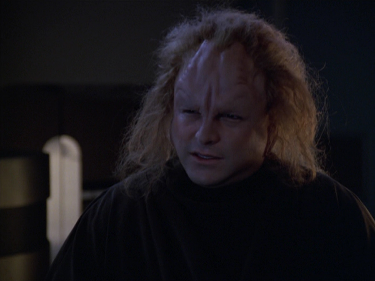 extant_StarTrek_VOY_5x20-ThinkTank_03761.jpg