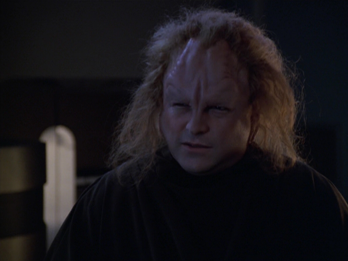extant_StarTrek_VOY_5x20-ThinkTank_03763.jpg