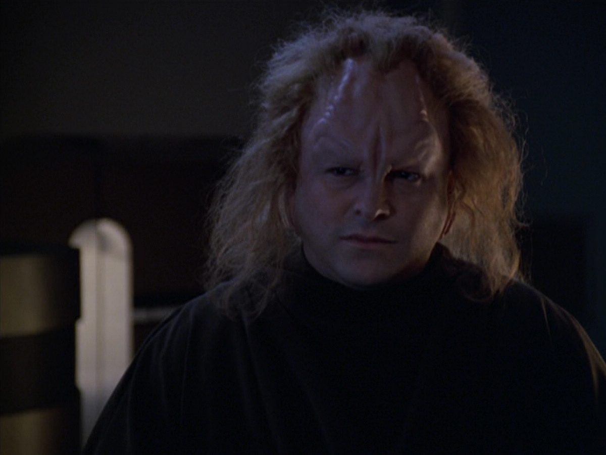 extant_StarTrek_VOY_5x20-ThinkTank_03788.jpg